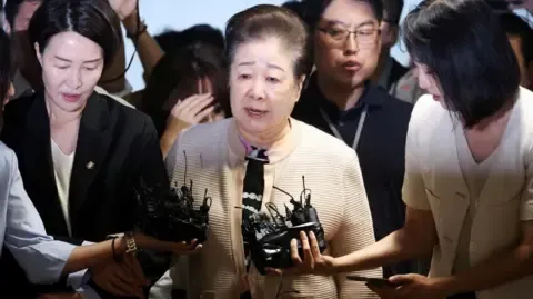 Disputed Religious Head Rejects Gift-giving Allegations Involving Former South Korean First Lady